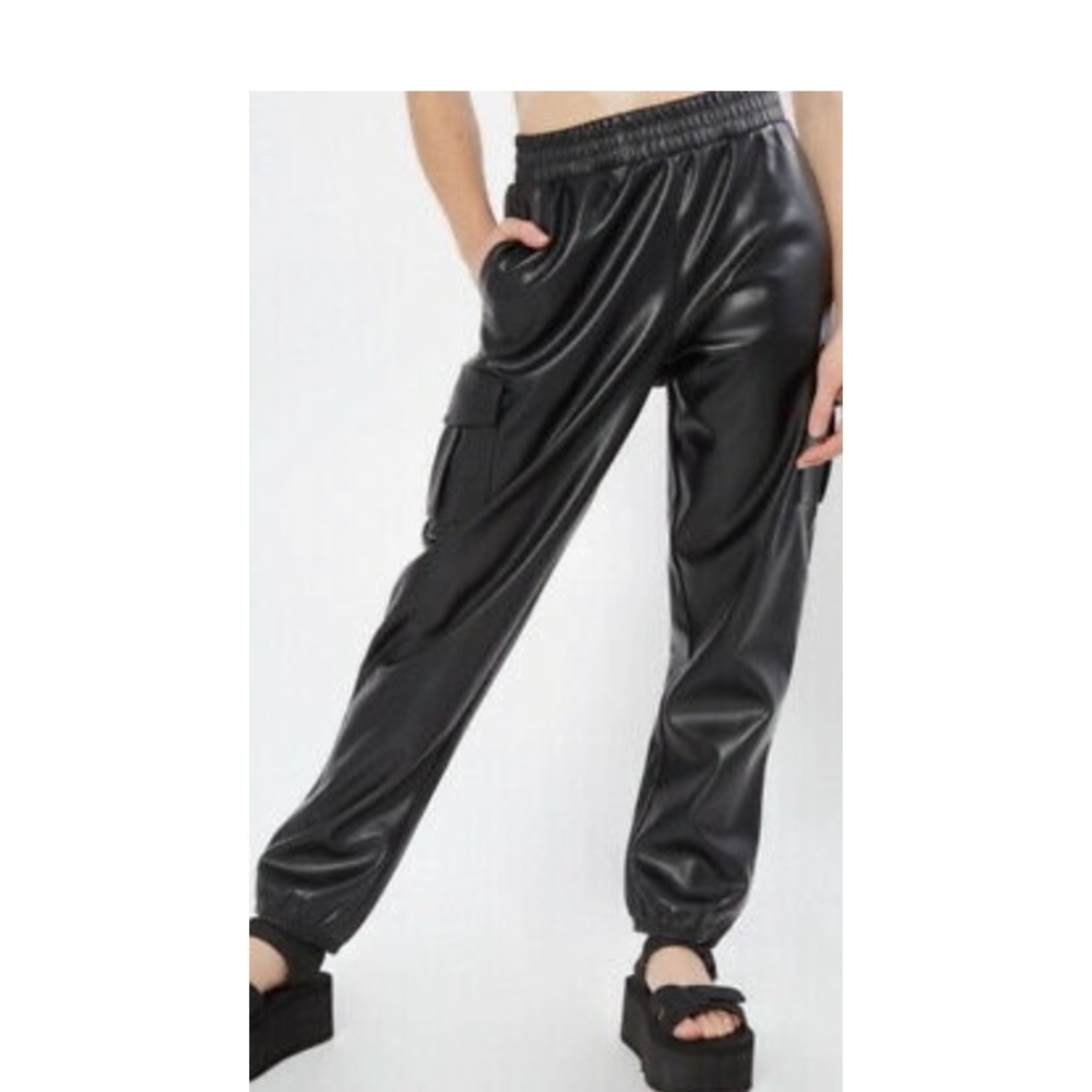 Rue 21 black faux leather cargo joggers size Medium